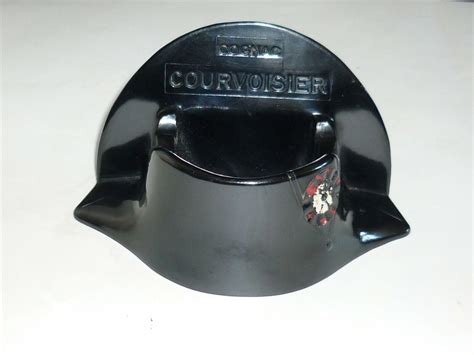 cendrier bakelite publicitaire cognac Courvoisier bicorne napoléon