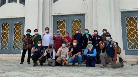 Fk Unair Kirimkan Tambahan Relawan Rs Terapung Ksatria Airlangga Ke Ntt