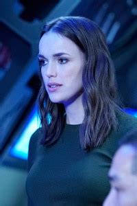 X Elizabeth Henstridge Agents Of Shield Season Iphone Xs