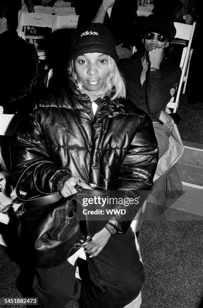 Mary J Blige 1994 Photos and Premium High Res Pictures - Getty Images