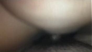 Brunette Assise Chaude Sur La Bite XVIDEOS