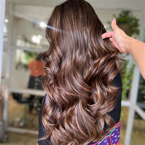 Rich And Beautiful Dimensional Dark Brunette Hair Ideas