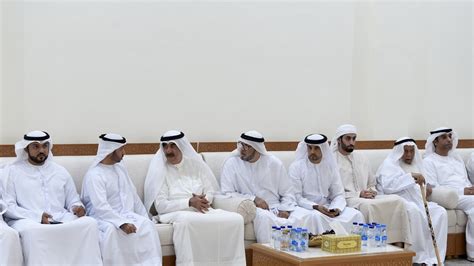 الشارقة 24 حاكم أم القيوين يقدم واجب العزاء بوفاة ناصر محمد عيسى بو