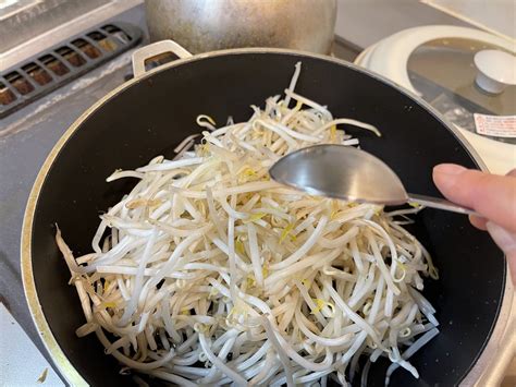 【野菜ひとつ】もやしの梅昆布和え 週末の作り置きレシピ