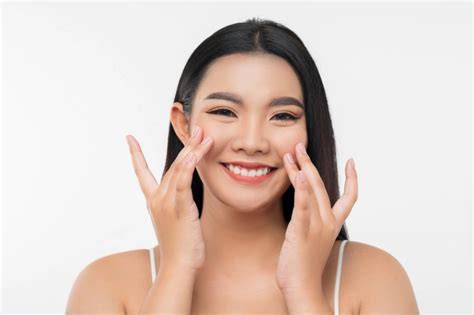 Wajib Tahu Begini Cara Membuat Kulit Glowing Ala Artis Korea