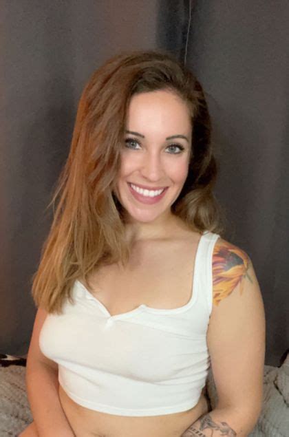 Best Hot Curly Bea Onlyfans Accounts Fansmetrics