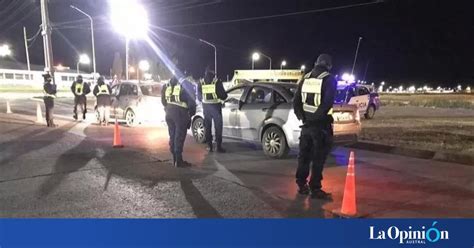 Iban M S De A Bordo De Un Auto Atropellaron A Una Agente De Tr Nsito