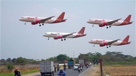 Akibat Angin Kencang Pesawat Batik Air Landing Di Pinggir Jalan Raya