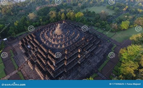 Borobudur World S Largest Buddhist Temple Built In 9th Century