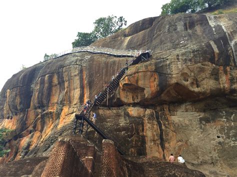 Sigiriya La Roca Del Le N El Tesoro De Sri Lanka