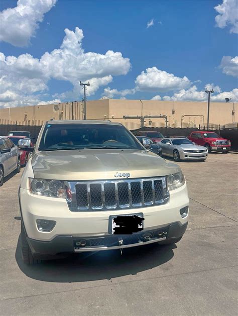 2013 Jeep Grand Cherokee · Overland Sport Utility 4D - Cars & Trucks