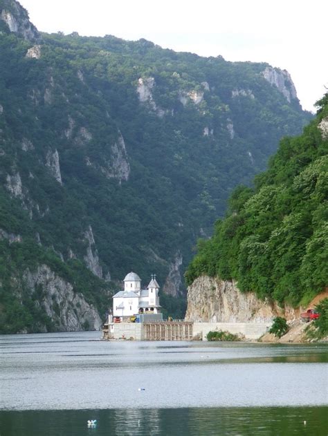 A Visual Tour Of The Historic Iron Gates On The Danube River Danube