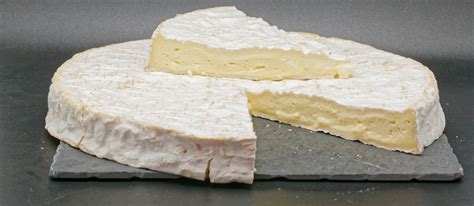 Brie de Meaux | Local Cheese From Meaux, France