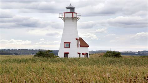 Road Trip to See Prince Edward Island Lighthouses - Pursuits with Enterprise | Enterprise Rent-A-Car