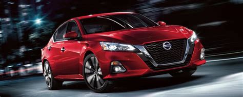 2019 Nissan Altima SR Features | The Sport Sedan for Shiloh