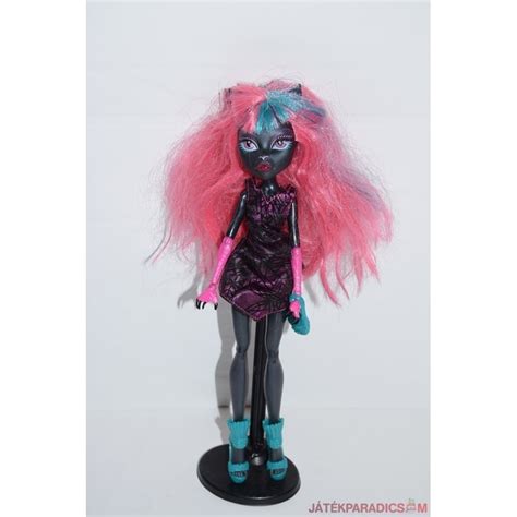 Monster High Boo York Catty Noir baba