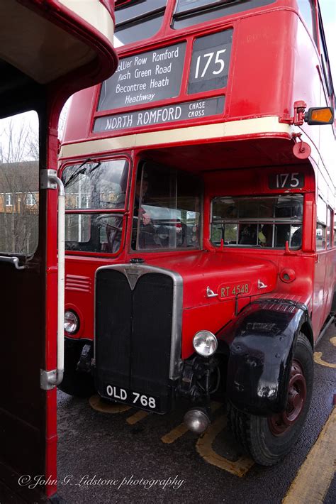 London Transport Aec Regent Iii Rt Old Taking Par Flickr