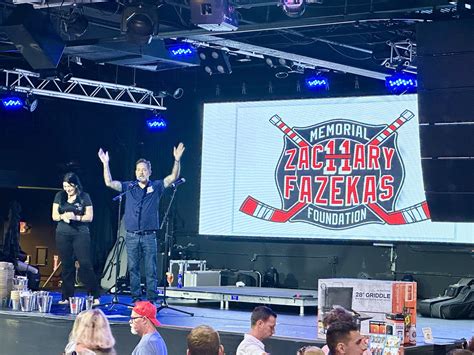 Joe's pub concert schedules are drawing massive crowds this month 15