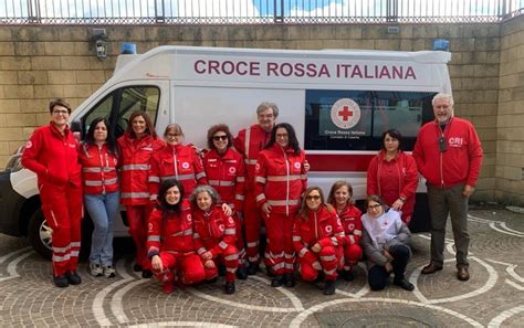 Giornata Di Festa Per L Intero Staff Della Croce Rossa Caserta