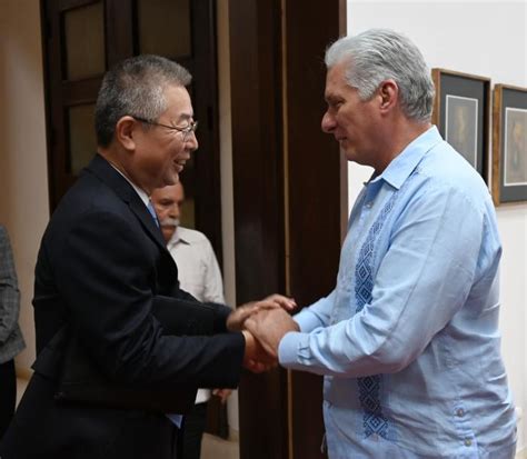 Recibió Díaz Canel al compañero Ma Hui embajador de China en Cuba