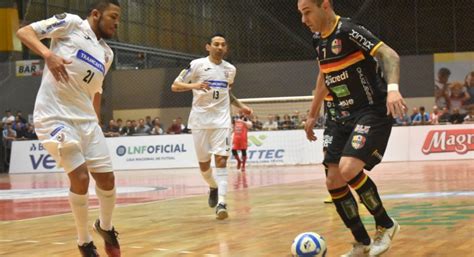 Em Casa Blumenau Futsal Derrotado Pelo Carlos Barbosa Do Rs