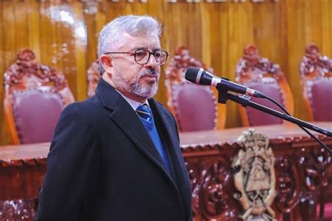 Alcalde Oscar Cáceres Presenta Al Nuevo Gerente Municipal Y Gerente De Administración Noticias