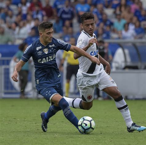 Atuações Cruzeiro tem atuação apagada e poucos se salvam em derrota