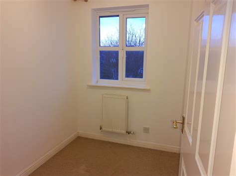 3 Bedroom End Terraced House Let In Crewe CW1