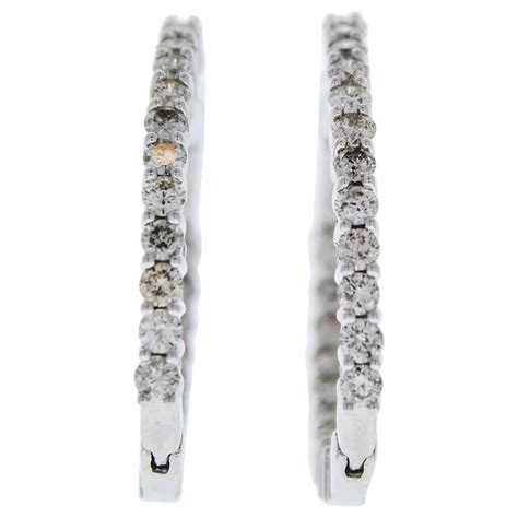 Beautiful Karat Gold Classic Diamond Hoop Earrings Total Weight