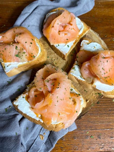 Crostini Con Salmone E Philadelphia In Cucina Con Consu