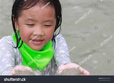 Little Asian Girl Playing Sand Beach Stock Photo 686195836 Shutterstock