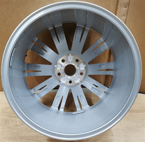 Vw Passat R Line Verona G R Oem Alloy Wheels