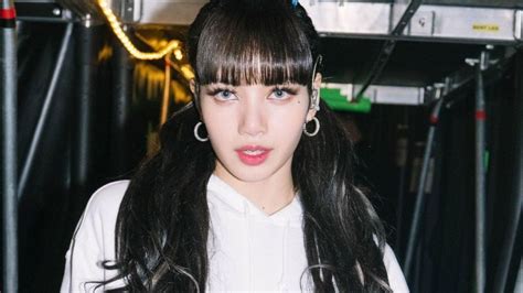 Se Lanzan Contra Lisa De BLACKPINK Por Participar En Un Cabaret Y Dejan