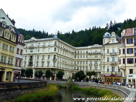 Turist în Karlovy Vary O Staţiune De Neratat în Cehia