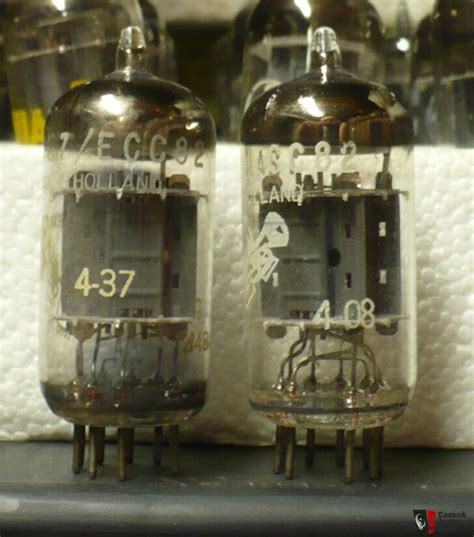 1 Vintage Pair Of Amperex Bugle Boy ECC82 12au7 Preamplifier Tubes