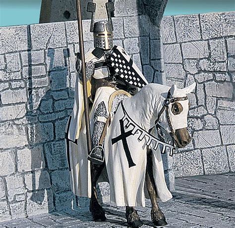 Teutonic Knight Mounted Xiv Century M Model 32031