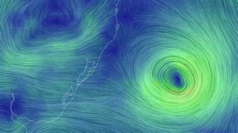 Ciclone raro provoca tempestades no fim de semana veja previsão completa