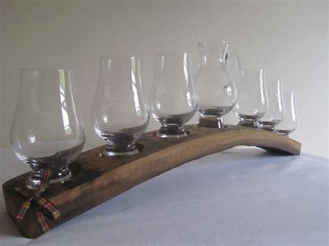 Whisky Glass Tasting Tray with 6 Glencairn glasses and 1 jug