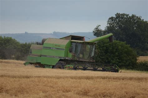 Deutz Fahr M Combine Harvester Cutting Spring Barley Flickr