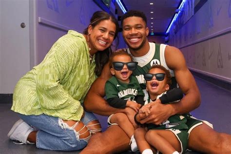 Nba Superstar Giannis Antetokounmpo And Partner Expecting Baby Number 3