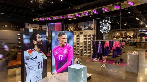 DFB Announces Equipment Deal And Nike Shares Collapse 24 Hours World