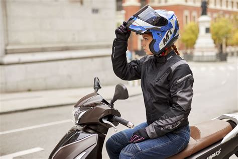 Seventy Degrees Tiene Nuevas Chaquetas Deportivas Moto1Pro