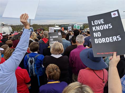 Faith Leaders Arrested In Show Of Support For Migrants At Us Mexico