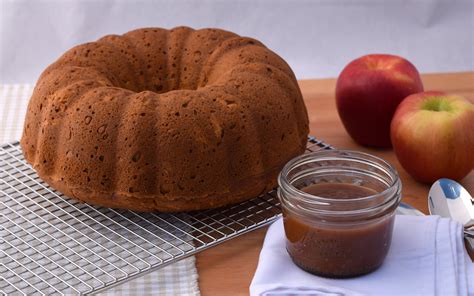 Apple Pumpkin Bundt Cake With Caramel Sauce Easy On The Cook