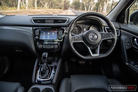 2018 Nissan QASHQAI N Tec Interior PerformanceDrive