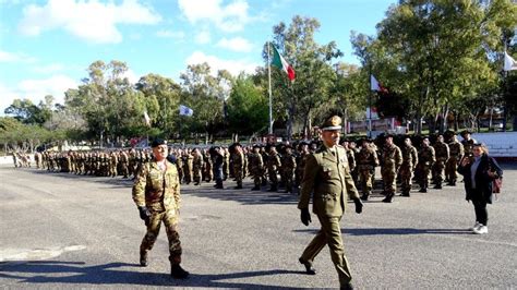 La Brigata Sassari Saluta Il Generale Carai Andrea Di Stasio Il Nuovo