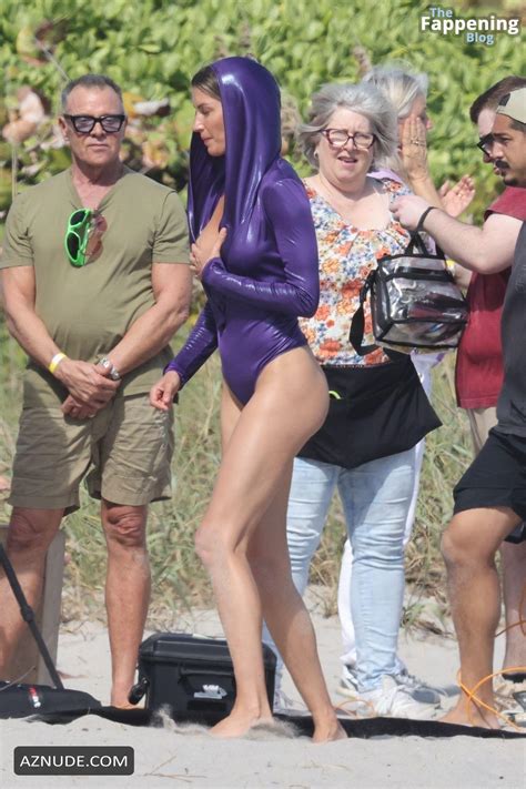 Gisele Bundchen Sexy Spotted Modeling Wearing A Hot Swimsuit And Showing Off Her Beautiful Tits