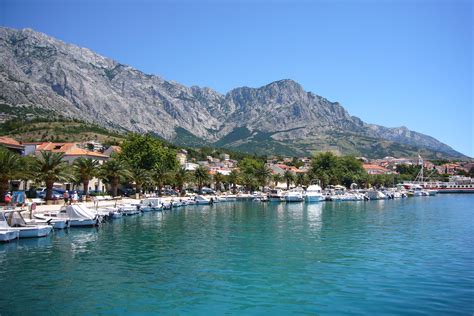 Baška Voda: malebné stredisko v blízkosti Makarskej - ochorvatsku.sk