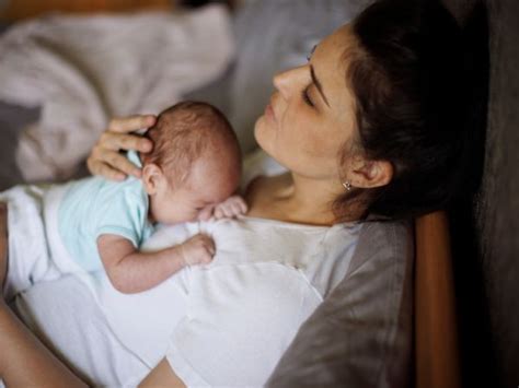 Postpartum Depression Causes Symptoms And Treatment Dr Deepak Agrawal