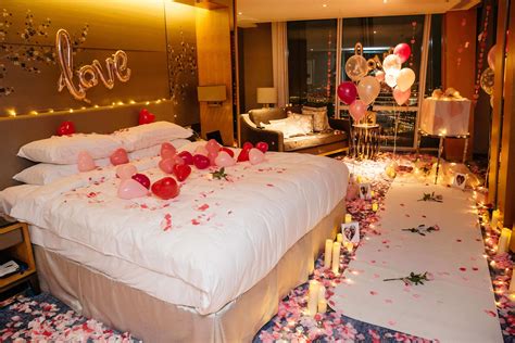 Romantic Hotel Room Ideas For Her Birthday